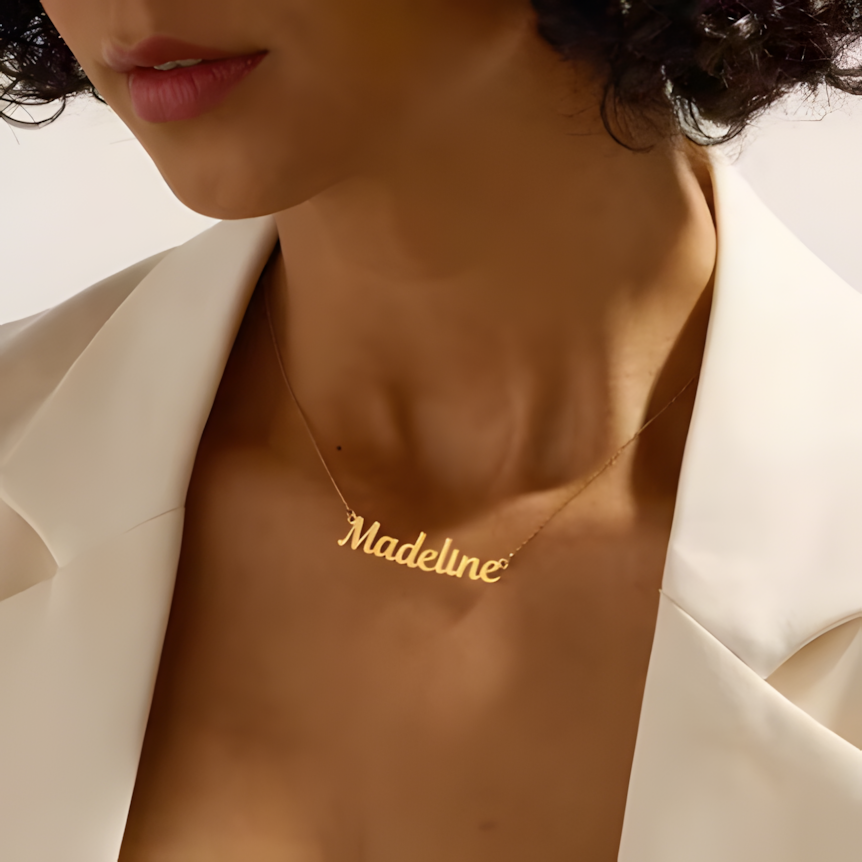 שרשרת אלגנטית עם שמך באנגלית